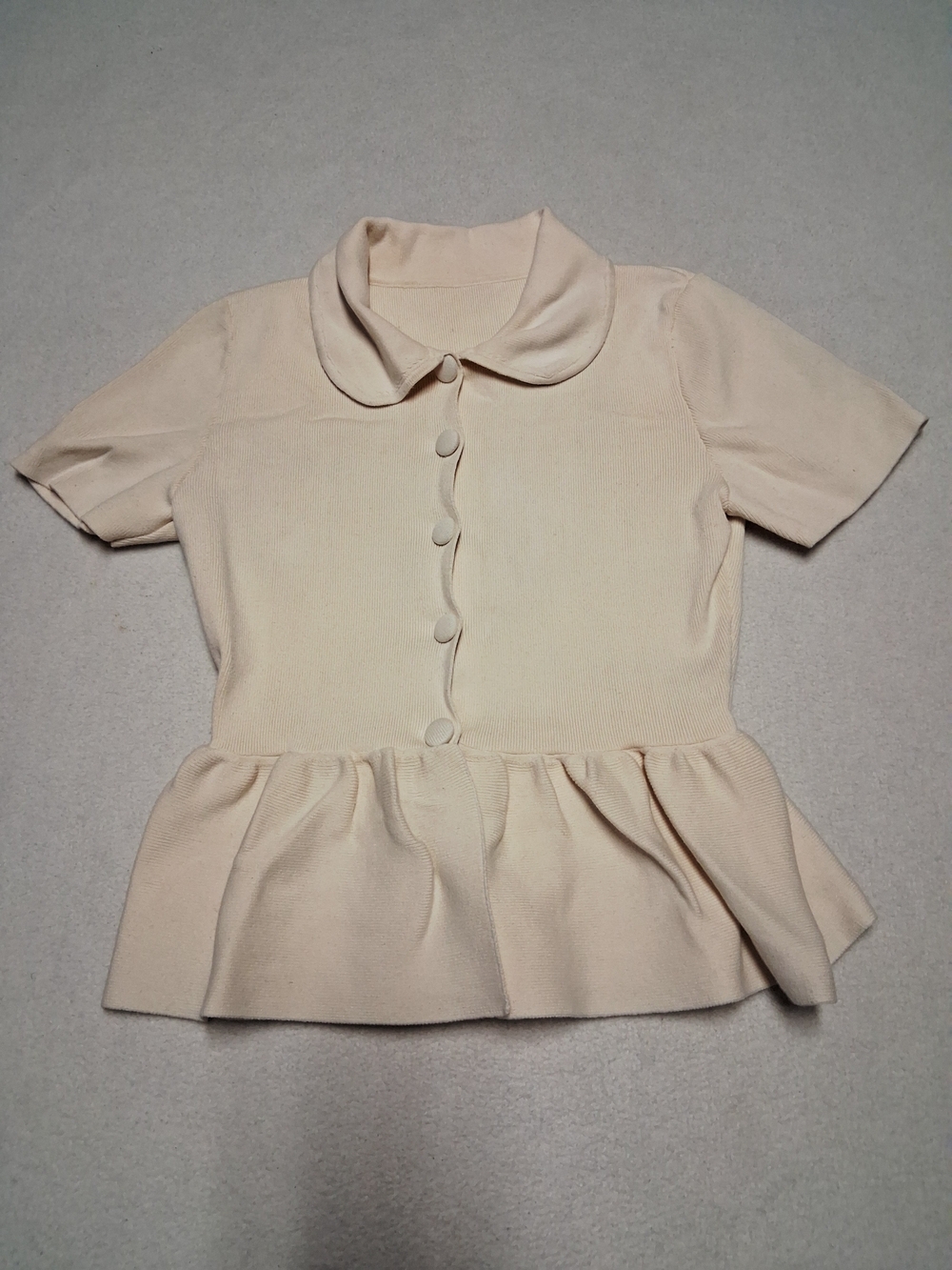 4/20$ Cider Cream Button-Down Peplum Top